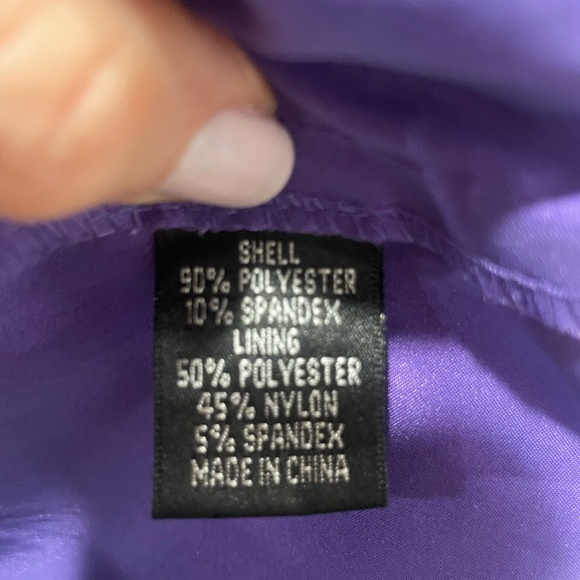 Adrianna Papell Black Cap Sleeve Cocktail Dress with Purple Lining - Picture 14 of 15